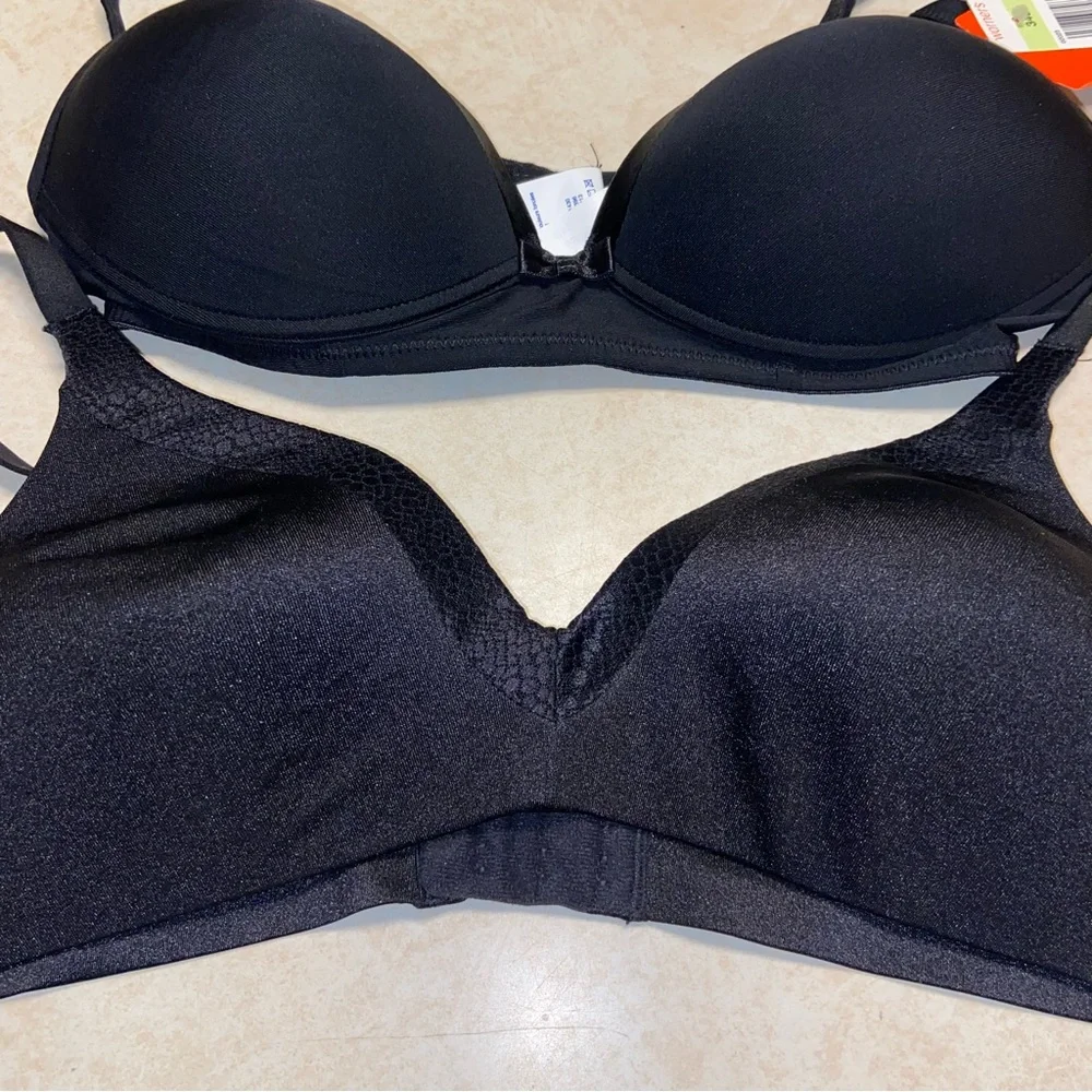 Warners Bra Size 34B Wireless Soft Cup Black Smooth Satin Wire Free Lot of 2 NWT - Picture 4 of 8